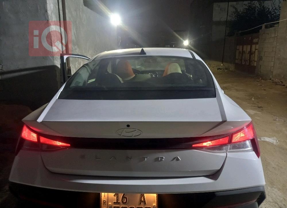 هيونداي النترا